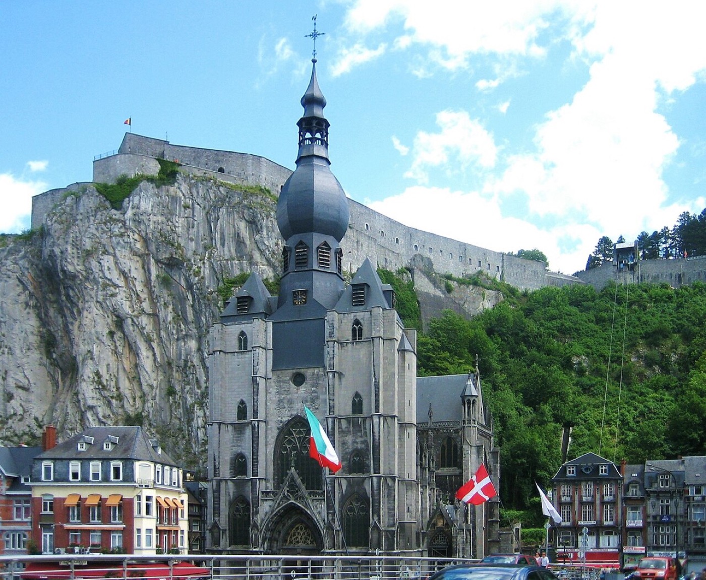 Dinant et la Meuse, collégiale et citadelle